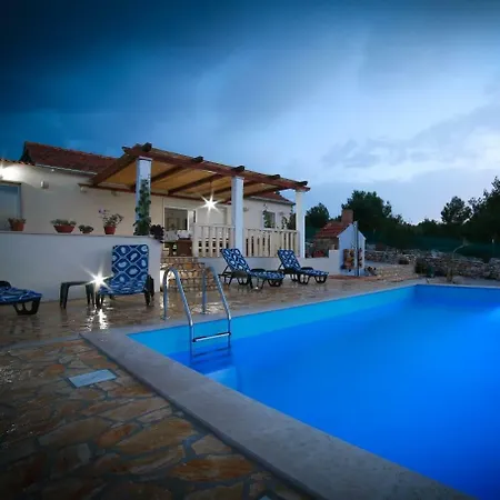 Luxury In With Pool Villa *